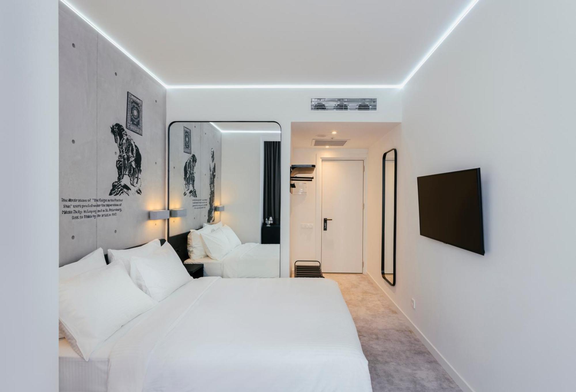 Golden Tulip Design Tbilisi Hotel Ngoại thất bức ảnh