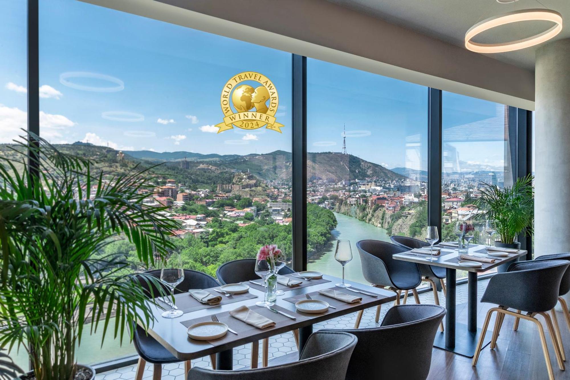 Golden Tulip Design Tbilisi Hotel Ngoại thất bức ảnh